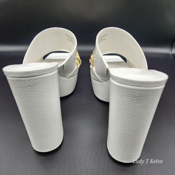 Karl Lagerfeld Haisley Patent Leather Slip-On Gold Charms. NWOT (Floor Sample) - Picture 4 of 12